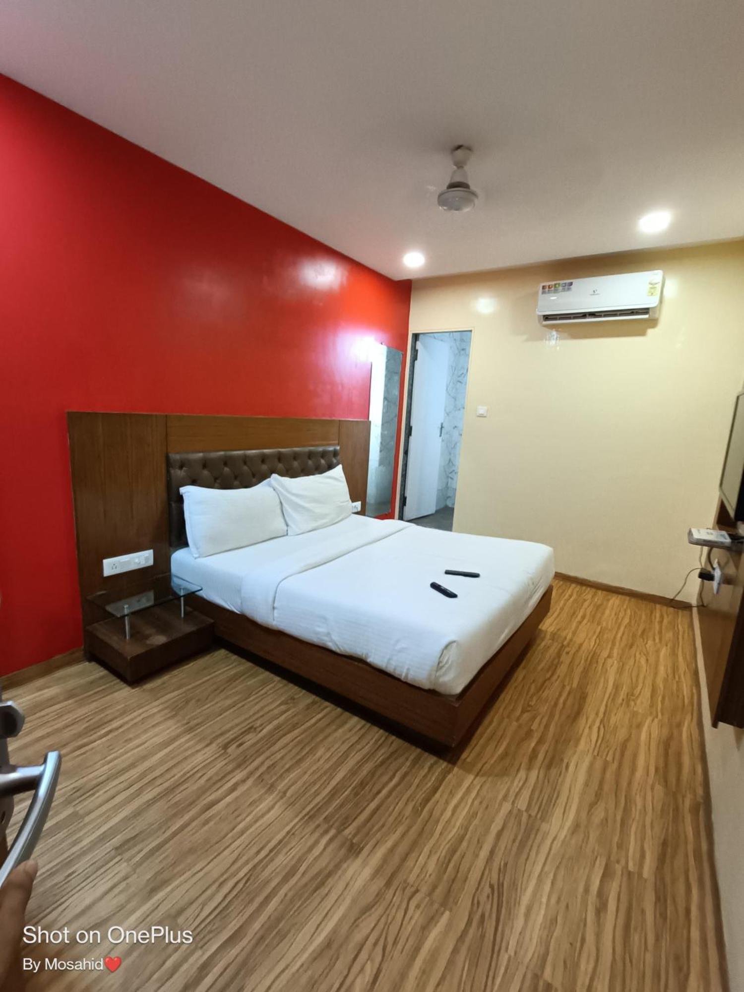 Hotel Arton Regency Near Terminal 2 Airport Mumbai Exterior photo